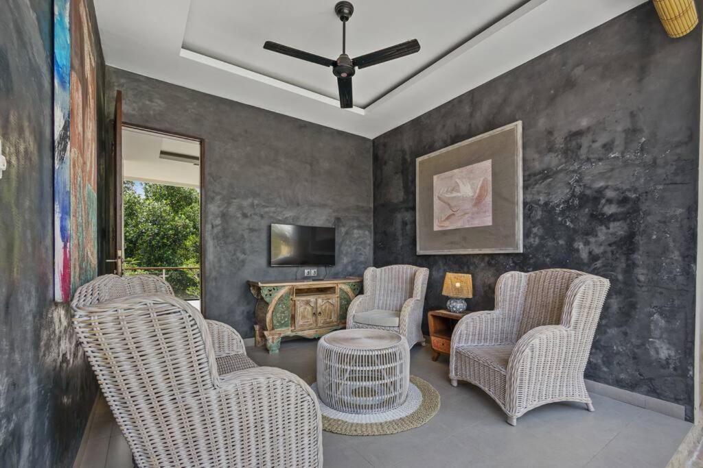 New 4 Bedroom Villa Surrounded By Jungle And Ricefields Ubud Exterior foto