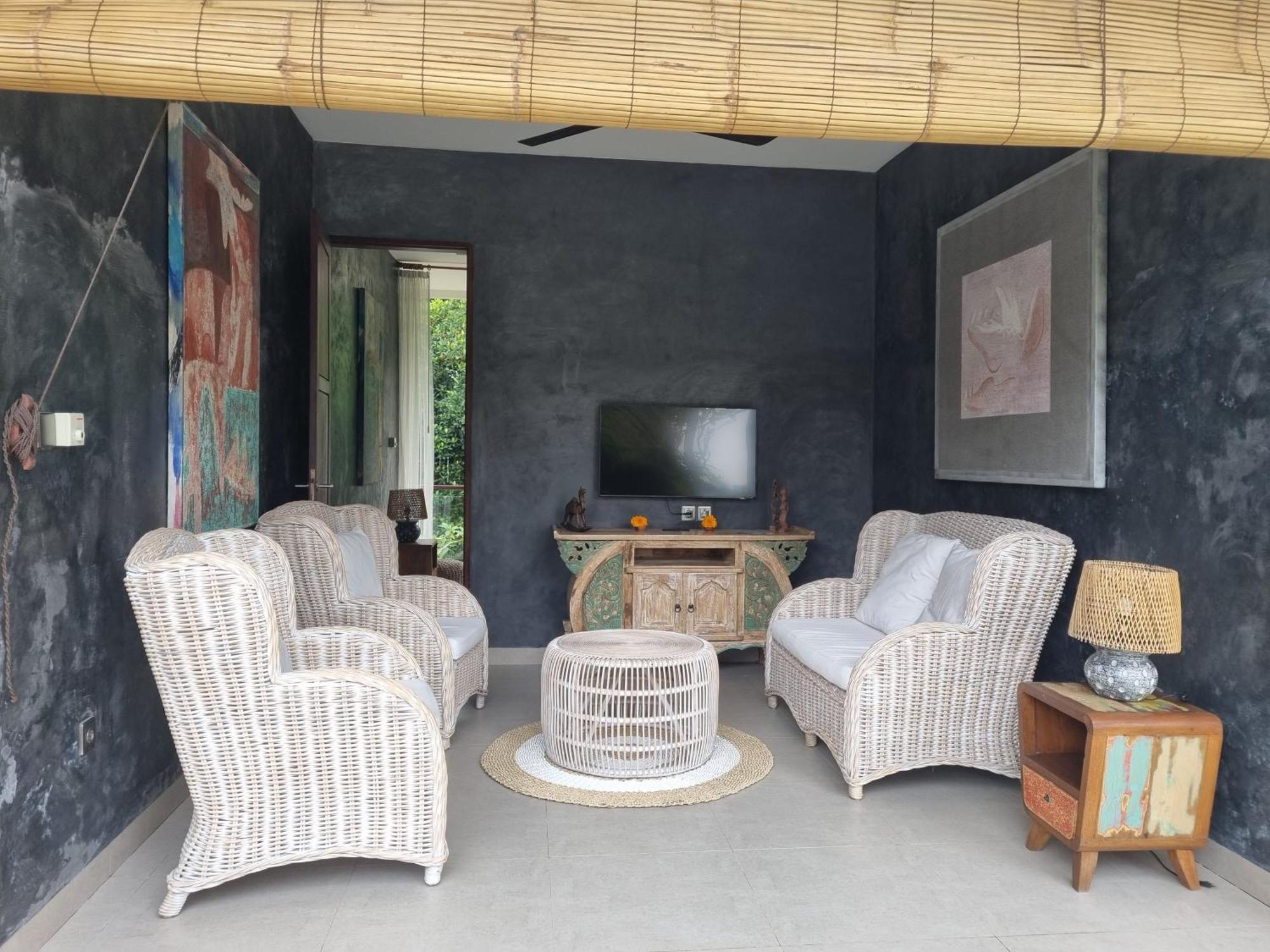 New 4 Bedroom Villa Surrounded By Jungle And Ricefields Ubud Exterior foto